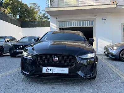 Jaguar XE 2019 - 24500 EUR, 127874 km - AUTO.MOTO.pt - 127874km - foto 2 de 21