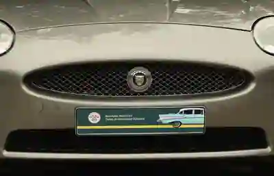 Jaguar XK- 2 DOOR, 4 SEAT CONVERTIBLE 2011 - 52500 EUR, 131000 km - foto 2 de 15