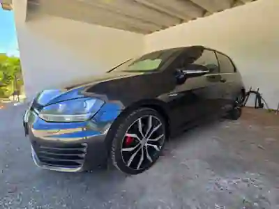 Volkswagen Golf 2014 - 262000km