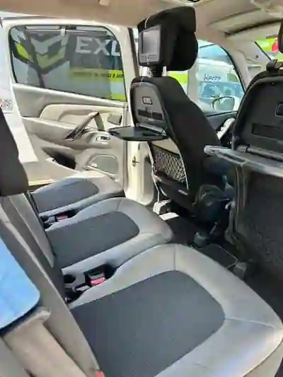 Citroën C4 Picasso 2015 - 12000 EUR, 133500 km - 133500km - foto 9 de 14