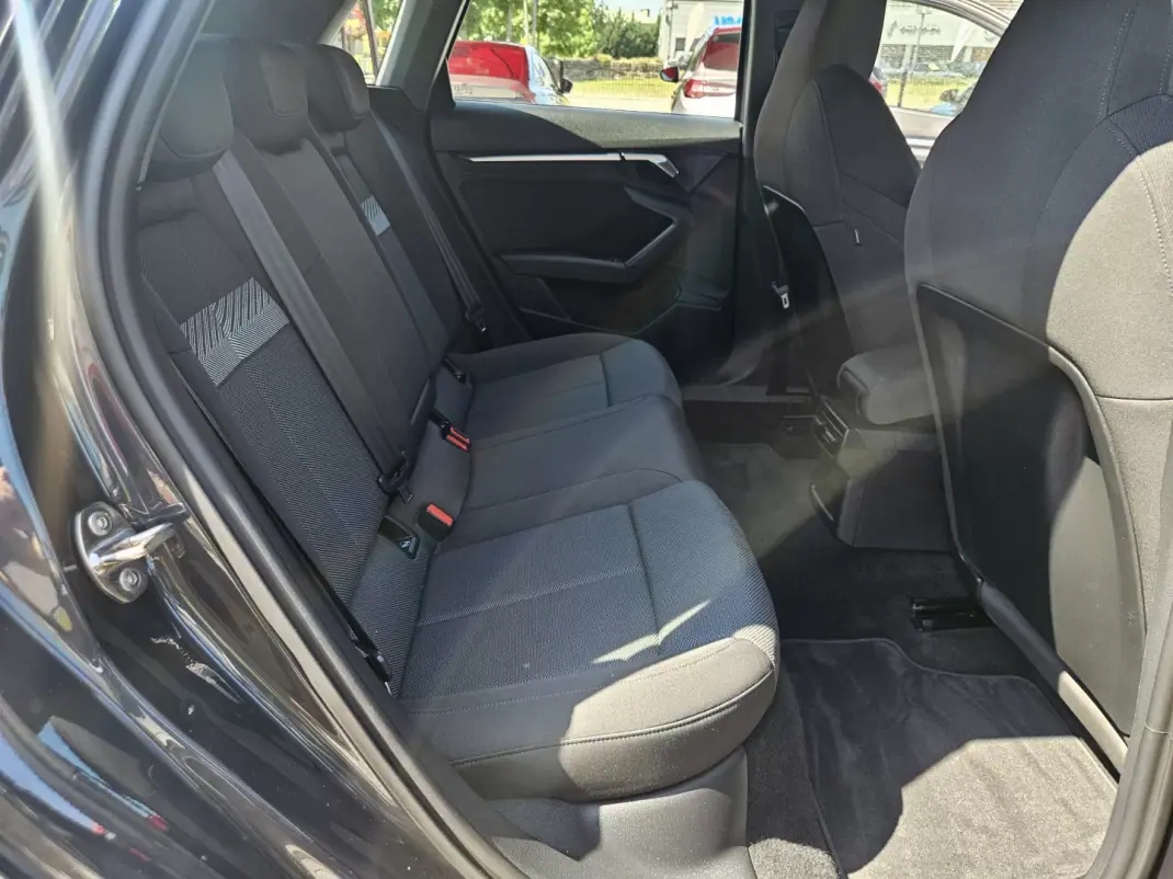 Audi A3 Sportback 2021 - 22900 EUR, 150000 km - 150000km - foto 30 de 42