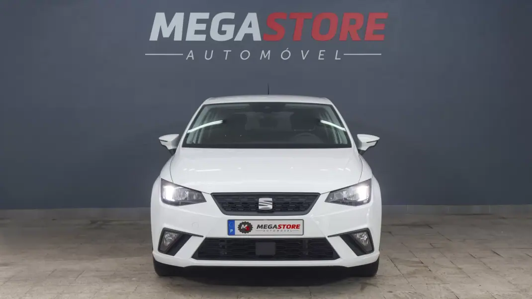 SEAT Ibiza 2024 - 15750 EUR, 25000 km - AUTO.MOTO.pt - 25000km - foto 2 de 33