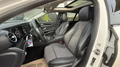 Mercedes-Benz E 300 2019 - 26990 EUR, 147000 km - AUTO.MOTO.pt - 147000km - foto 30 de 41