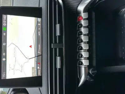 Peugeot 3008 2016 - 13800 EUR, 207000 km - AUTO.MOTO.pt - 207000km - foto 15 de 16