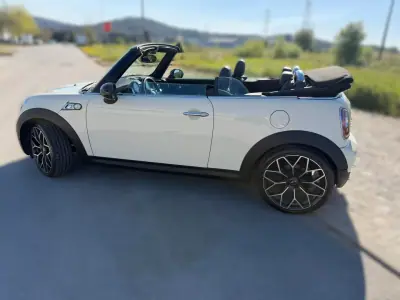 MINI 2010 - 13900 EUR, 126600 km - AUTO.MOTO.pt - 126600km - foto 4 de 18
