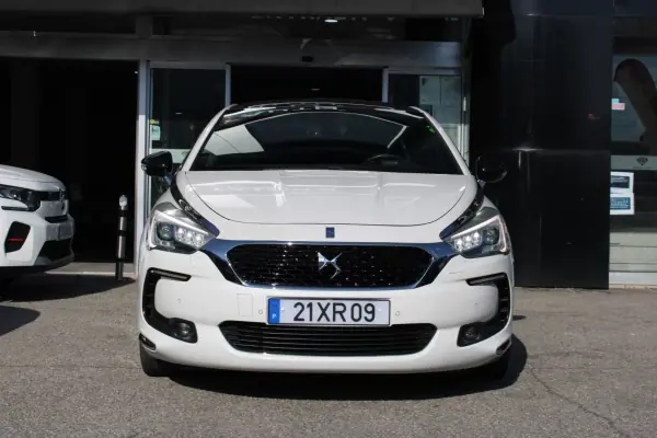 DS DS5 2016 - 14440 EUR, 153500 km - AUTO.MOTO.pt - 153500km - foto 2 de 34