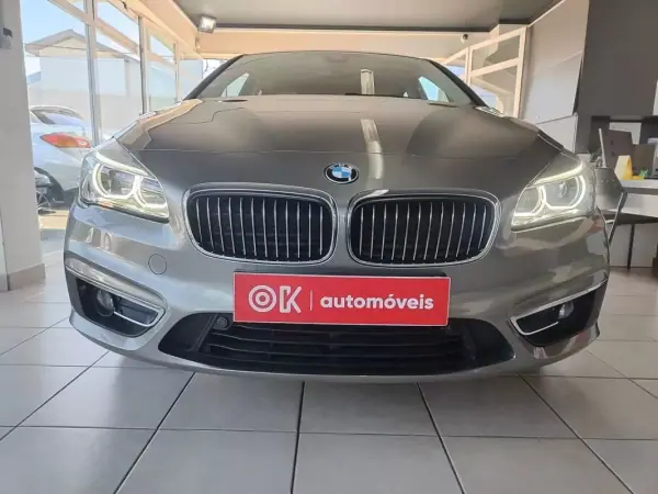 BMW 216 Active Tourer 2018 - 19990 EUR, 43600 km - AUTO.MOTO.pt - 43600km - foto 3 de 41