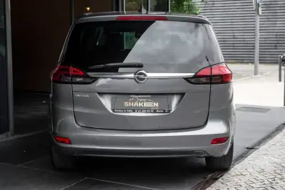 Opel Zafira 2018 - 13990 EUR, 142396 km - AUTO.MOTO.pt - 142396km - foto 8 de 37