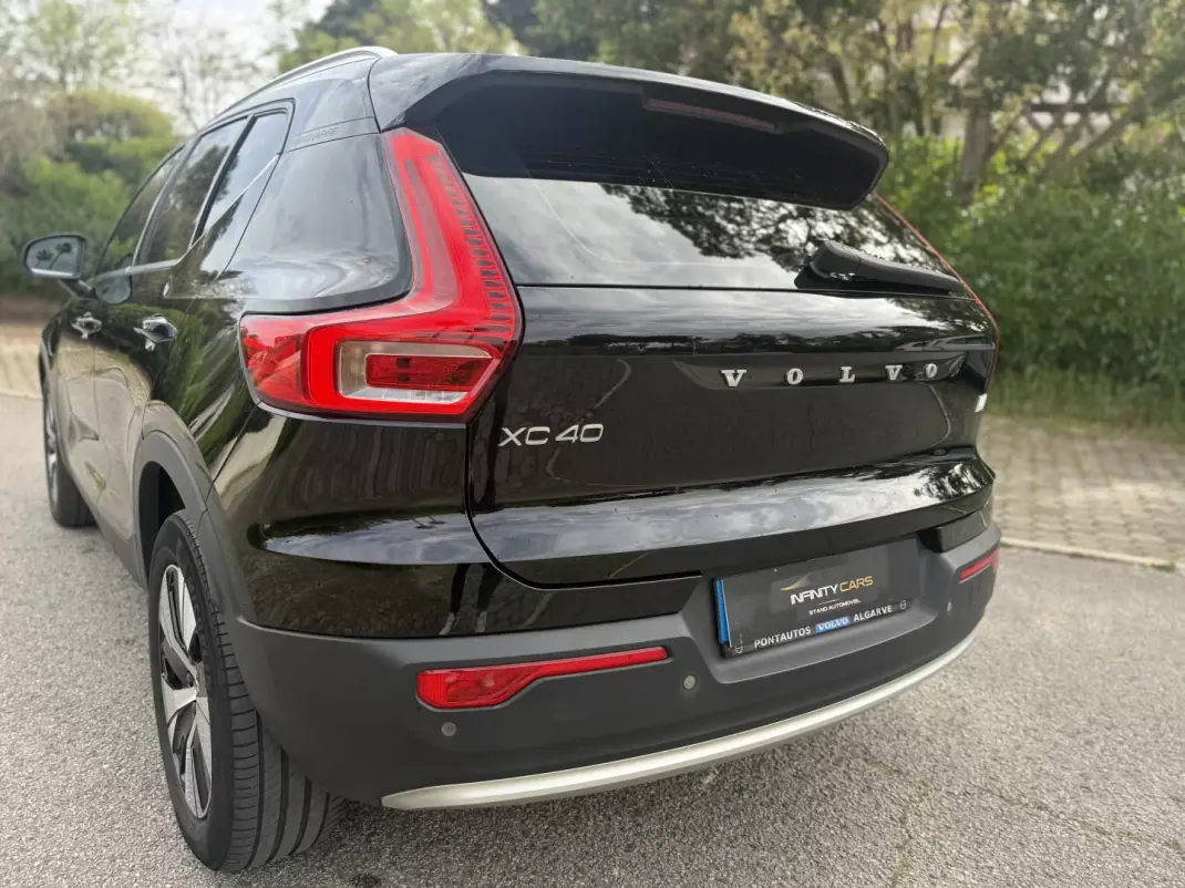 Volvo XC 40 2022 - 25999 EUR, 98000 km - AUTO.MOTO.pt - 98000km - foto 18 de 18