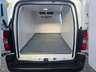 Citroën 2020 - 16990 EUR, 94349 km - AUTO.MOTO.pt - 94349km - foto 8 de 15