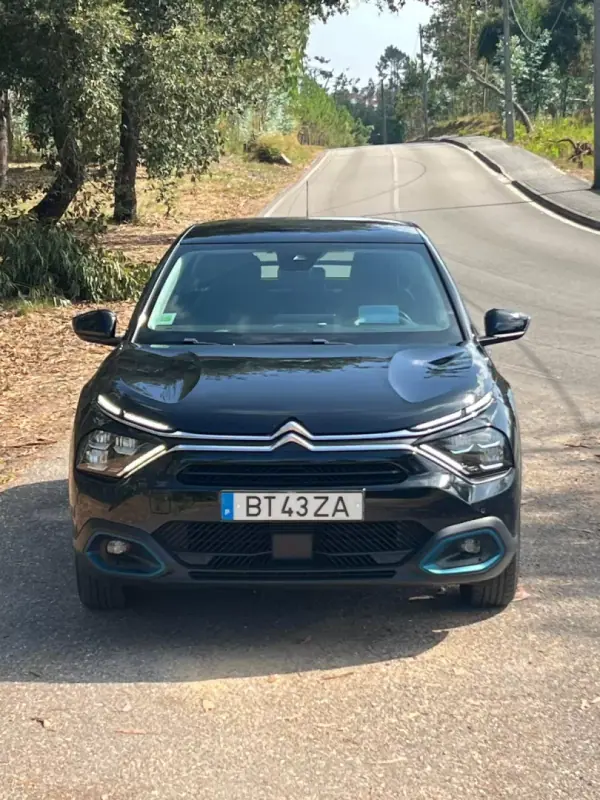Citroën e-C4 2022 - 19900 EUR, 75680 km - AUTO.MOTO.pt - 75680km - foto 28 de 71