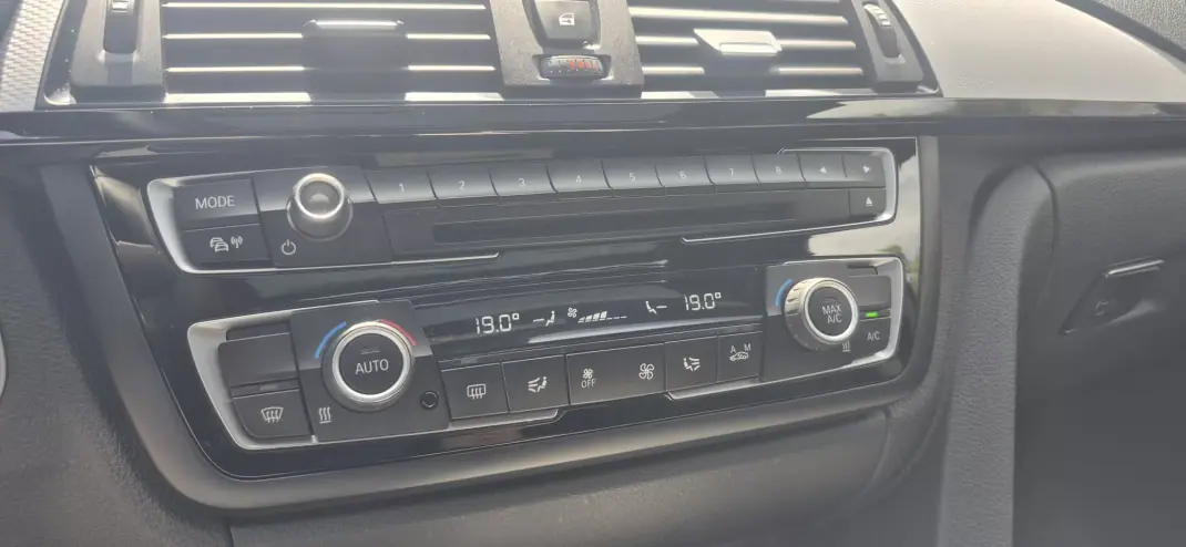 BMW 420 Gran Coupé 2016 - 23750 EUR, 186000 km - 186000km - foto 15 de 37