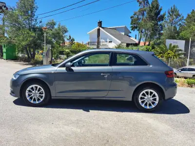 Audi A3 2014 - 13900 EUR, 126019 km - AUTO.MOTO.pt - 126019km - foto 10 de 46