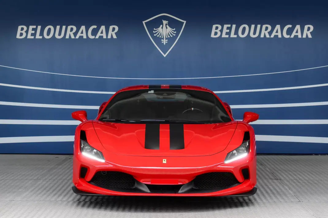 Ferrari F8 Tributo 2023 - 390000 EUR, 17392 km - AUTO.MOTO.pt - 17392km - foto 2 de 22