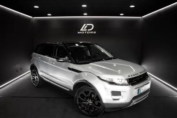 Land Rover EVOQUE 2013 — photo 2 of 14