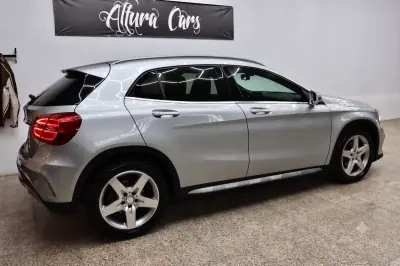 Mercedes-Benz GLA 200 2015 - 22900 EUR, 128425 km - AUTO.MOTO.pt - 128425km - foto 20 de 24