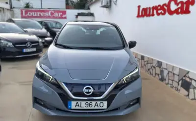 Nissan Leaf 2021 - 12000 EUR, 131000 km - AUTO.MOTO.pt - 131000km - foto 2 de 17