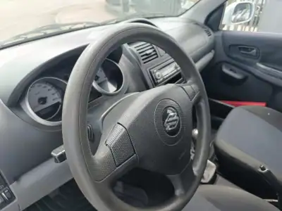Suzuki Ignis 2004 - 2500 EUR, 216000 km - AUTO.MOTO.pt - 216000km - foto 12 de 15