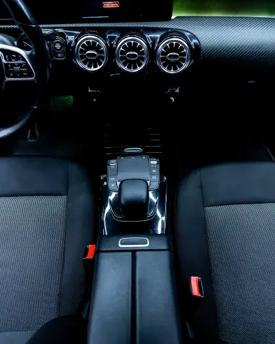 Mercedes-Benz CLA 180 2020 - 25900 EUR, 170000 km - AUTO.MOTO.pt - 170000km - foto 17 de 20