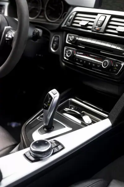 BMW 420 2016 - 23900 EUR, 200900 km - AUTO.MOTO.pt - 200900km - foto 25 de 34