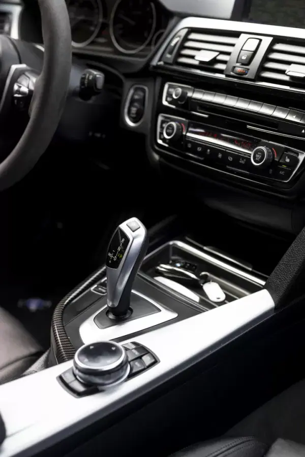 BMW 420 2016 - 23900 EUR, 200900 km - AUTO.MOTO.pt - 200900km - foto 25 de 34
