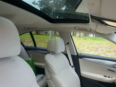 BMW 530e 2019 - 31990 EUR, 7558 km - AUTO.MOTO.pt - 7558km - foto 17 de 27