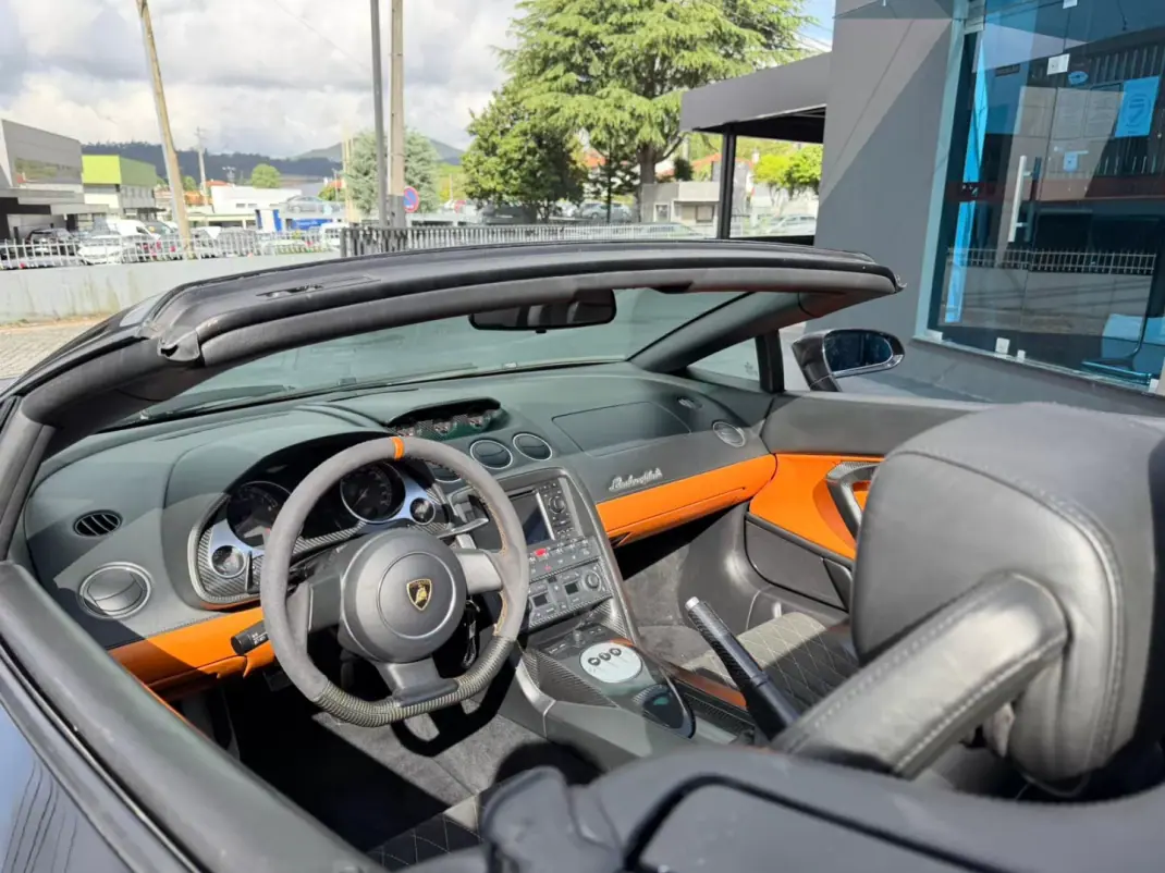 Lamborghini Gallardo 2006 - 145000 EUR, 63000 km - AUTO.MOTO.pt - 63000km - foto 9 de 20