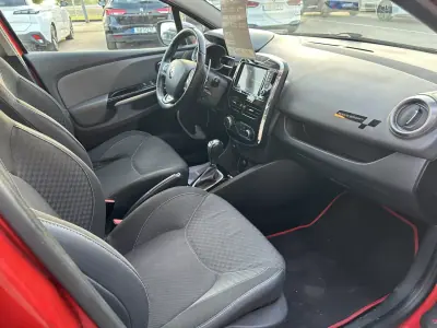 Renault Clio 2014 - 10947 EUR, 134000 km - AUTO.MOTO.pt - 134000km - foto 12 de 23