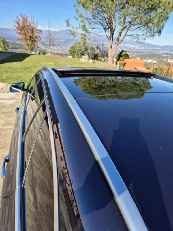 Mercedes-Benz E 300 2022 - 40000 EUR, 157000 km - AUTO.MOTO.pt - 157000km - foto 33 de 41