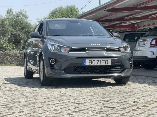 Kia Rio 2023 — foto 3 de 14