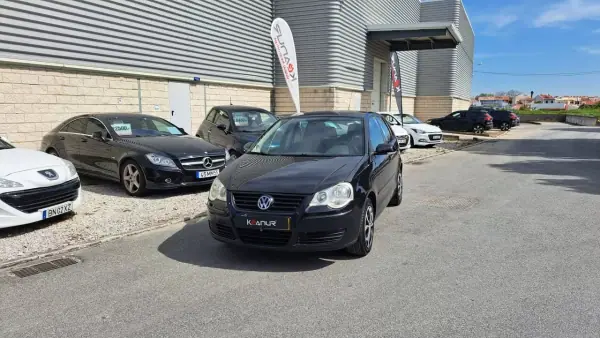 Volkswagen Polo 2008 - 4980 EUR, 154267 km - AUTO.MOTO.pt - 154267km - foto 10 de 38