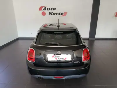 MINI Cooper 2019 - 16500 EUR, 80000 km - AUTO.MOTO.pt - 80000km - foto 6 de 52