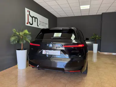 BMW iX 2023 - 65000 EUR, 97894 km - AUTO.MOTO.pt - 97894km - foto 4 de 21