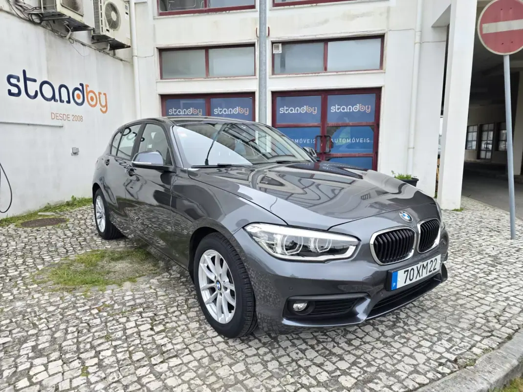 BMW 116 2019 - 18450 EUR, 87000 km - AUTO.MOTO.pt - 87000km - foto 1 de 17