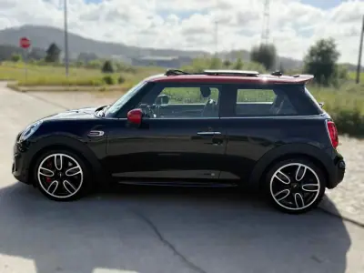 MINI John Cooper Works 2018 - 27900 EUR, 51250 km - AUTO.MOTO.pt - 51250km - foto 6 de 28