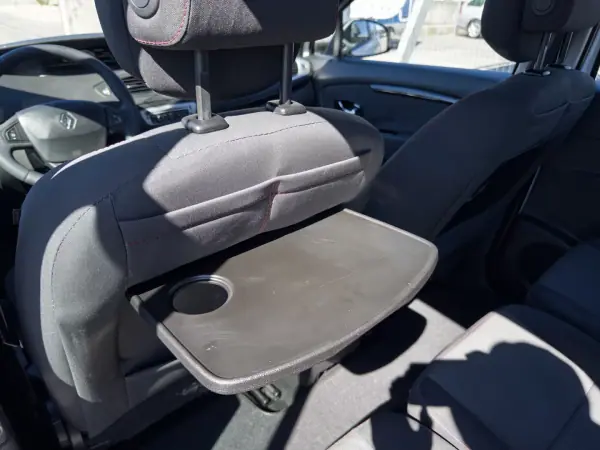 Renault Grand Scénic 2012 - 9500 EUR, 229000 km - AUTO.MOTO.pt - 229000km - foto 37 de 37