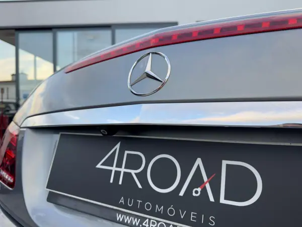 Mercedes-Benz E 220 2015 - 23999 EUR, 162000 km - AUTO.MOTO.pt - 162000km - foto 38 de 53