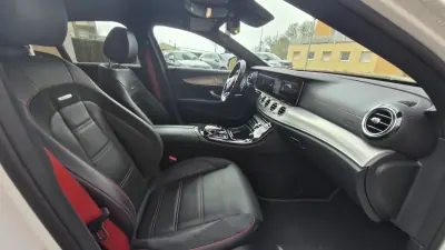 Mercedes-Benz E 53 AMG 2019 - 49980 EUR, 150000 km - AUTO.MOTO.pt - 150000km - foto 15 de 20