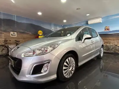 Peugeot 308 2011 - 5250 EUR, 262746 km - 262746km - foto 3 de 17