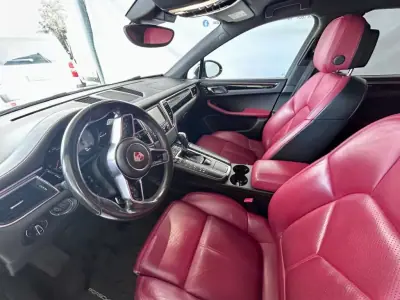 Porsche Macan 2015 - 43000 EUR, 175400 km - AUTO.MOTO.pt - 175400km - foto 16 de 19