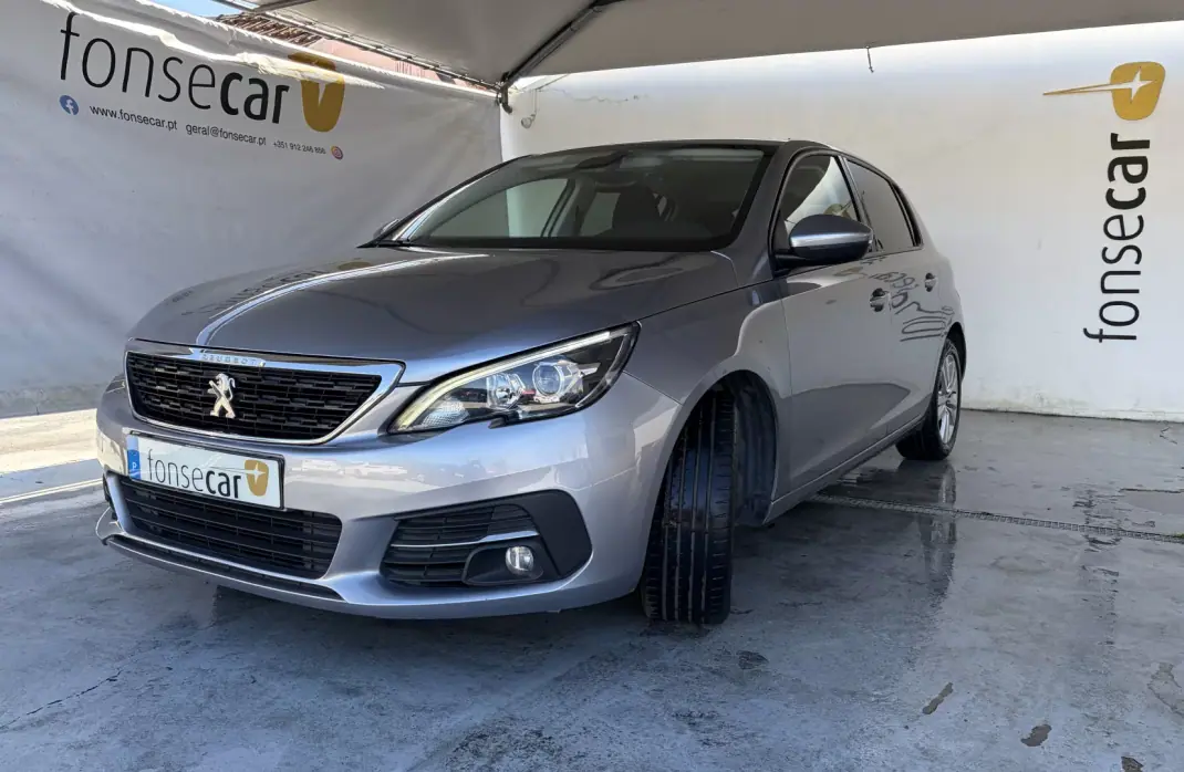 Peugeot 308 2017 - 10990 EUR, 143560 km - AUTO.MOTO.pt - 143560km - foto 3 de 14
