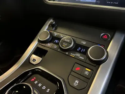 Land Rover Range Rover Evoque 2016 - 24990 EUR, 75000 km - AUTO.MOTO.pt - 75000km - foto 25 de 53