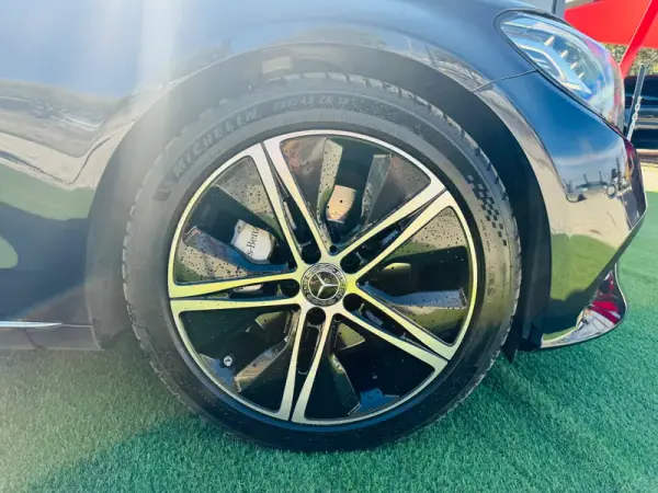 Mercedes-Benz C 220 2019 - 32000 EUR, 160000 km - AUTO.MOTO.pt - 160000km - foto 14 de 30