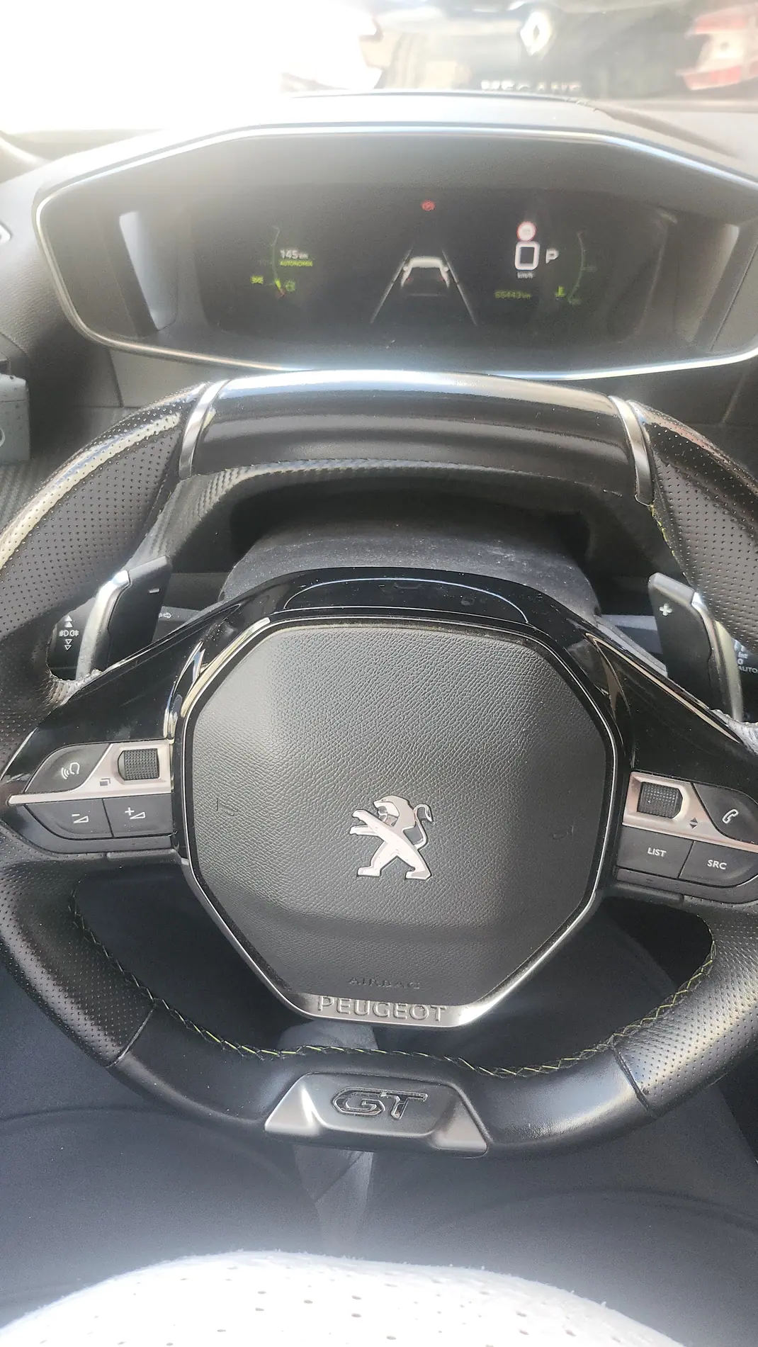 Peugeot 2008 2022 - 18500 EUR, 67000 km - AUTO.MOTO.pt - 67000km - foto 8 de 8