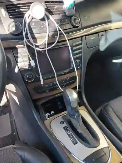 Mercedes-Benz E 220 2003 — foto 5 de 9