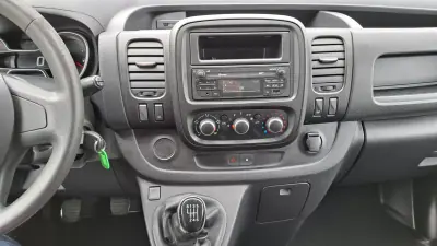 Renault Trafic 1.6DCi L1H1 2020 - 18900 EUR, 274037 km - AUTO.MOTO.pt - 274037km - foto 20 de 25