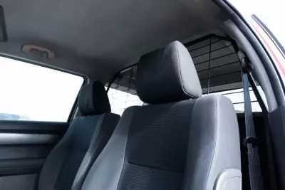 Suzuki Swift 2010 - 3999 EUR, 260000 km - AUTO.MOTO.pt - 260000km - foto 11 de 16