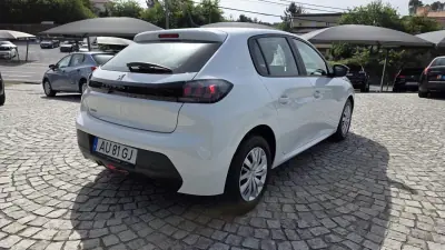Peugeot 208 2022 - 13990 EUR, 49000 km - AUTO.MOTO.pt - 49000km - foto 9 de 24