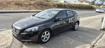 Volvo V40 2015 - 12400 EUR, 216200 km - AUTO.MOTO.pt - 216200km - foto 5 de 26