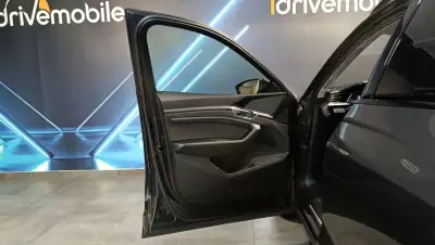 Audi e-tron 2019 - 42900 EUR, 78950 km - AUTO.MOTO.pt - 78950km - foto 24 de 58